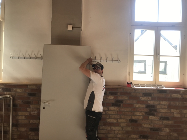 20190824_090437771_iOS