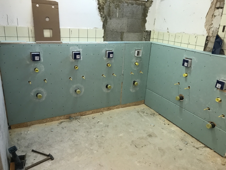 20181215_142237895_iOS