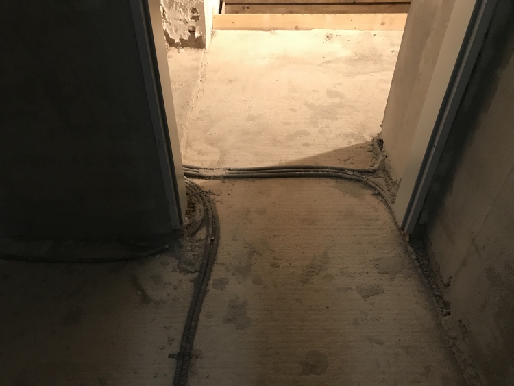 20181219_180100778_iOS