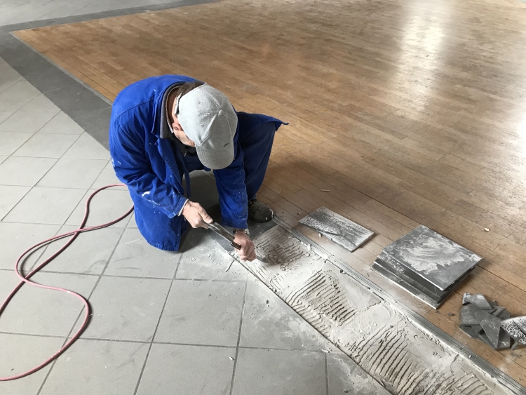 20190518_092303088_iOS